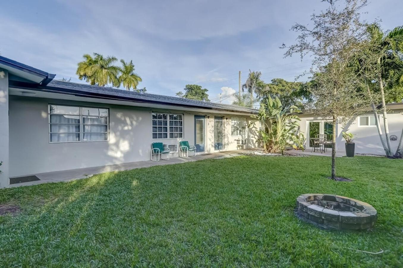 Waterfront Apartment Private Patio Pool Fort Lauderdale Exterior photo