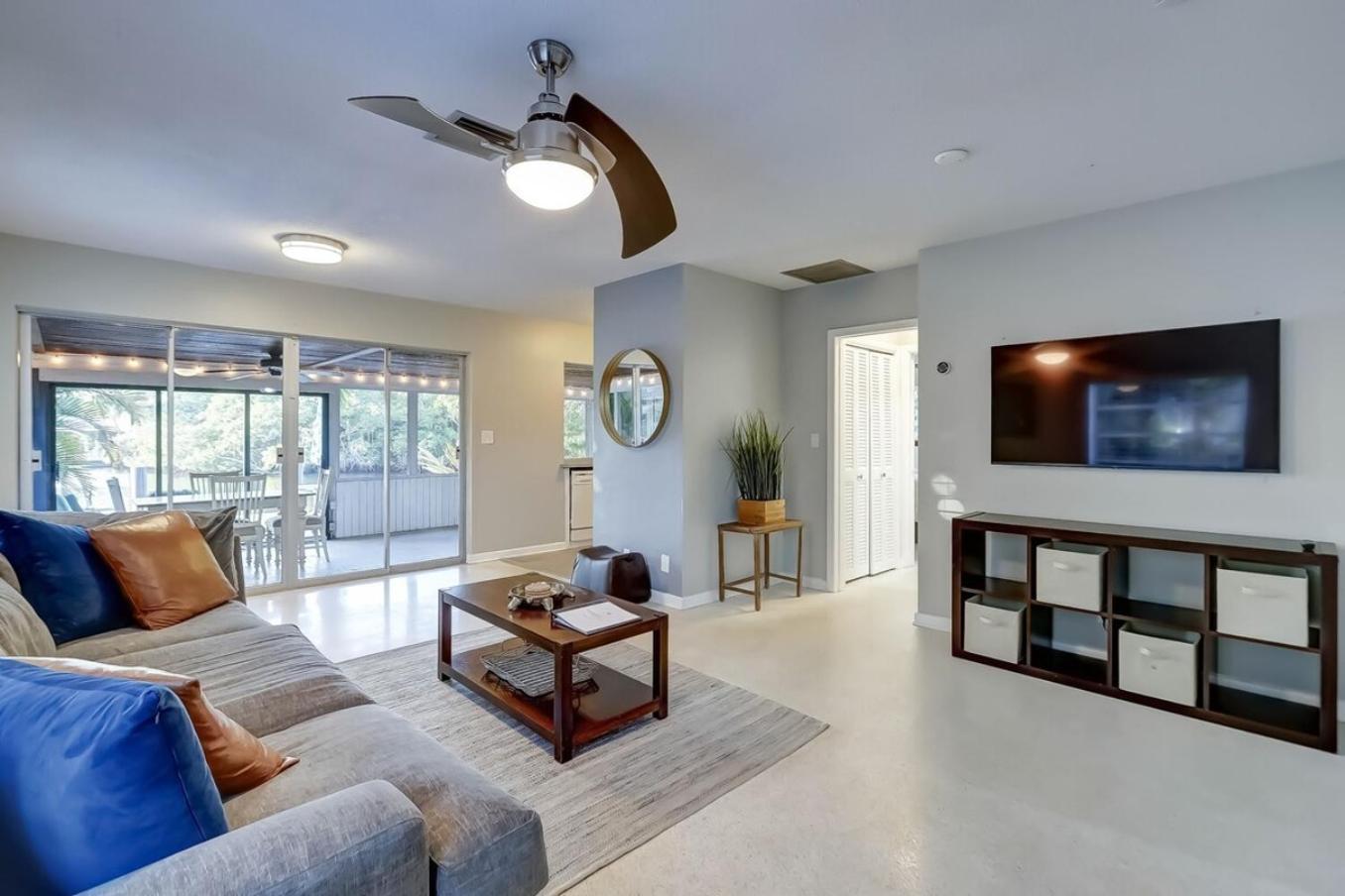 Waterfront Apartment Private Patio Pool Fort Lauderdale Exterior photo